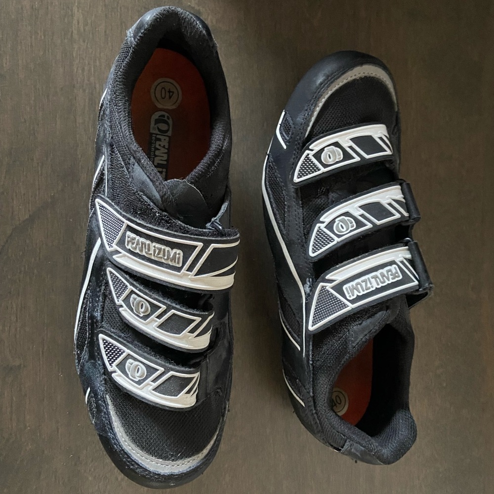 Pearl Izumi Black and White Women's Sneakers